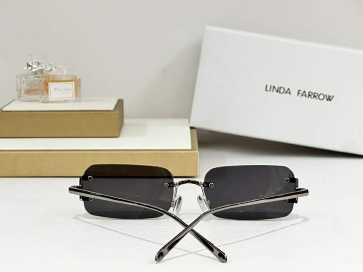 Picture of Linda Farrow Sunglasses _SKUfw75760450fw